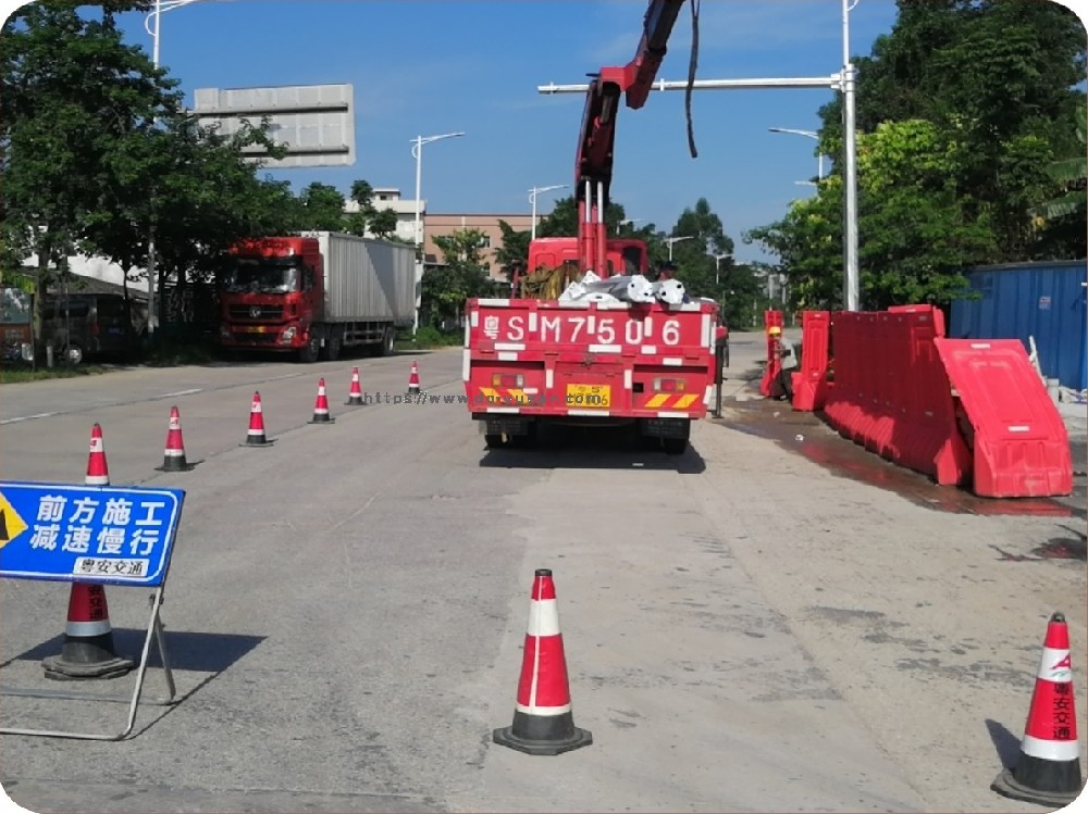 东莞市松山湖研发西六路北段道路工程