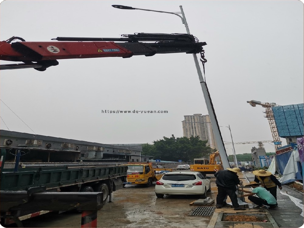 东莞市松山湖金多港东16、18号路道路工程